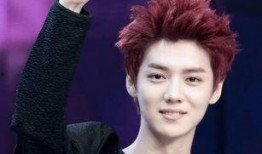 鹿晗爆料理发店视频播放,理发店幕后趣事大公开