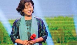 老友爆料鞠萍视频,老友爆料背后的温馨瞬间