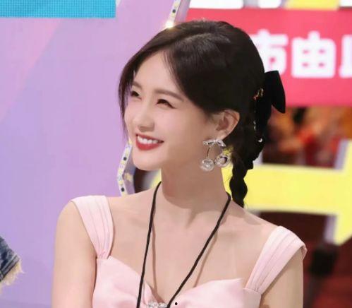 娱乐吃瓜 张凌赫白鹿,娱乐吃瓜背后的甜蜜故事